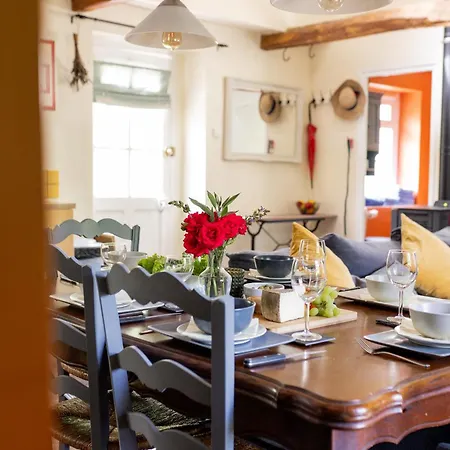 Holiday home Libellule At De L'arac, Bar, Restaurant Aleu