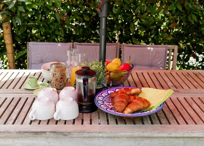 Libellule At De L'arac, Bar, Restaurant * Aleu