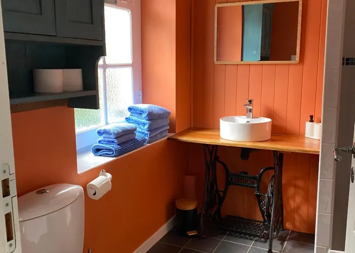 Libellule At De L'arac, Bar, Restaurant Nyaraló *